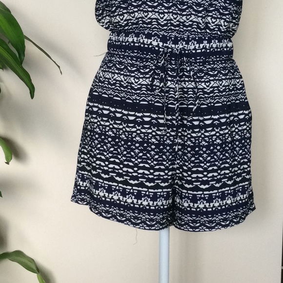 Blue and white Romper Sz. S - Picture 3 of 8